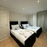 2 Bedroom Flat With 24 7 Security And Concierge
